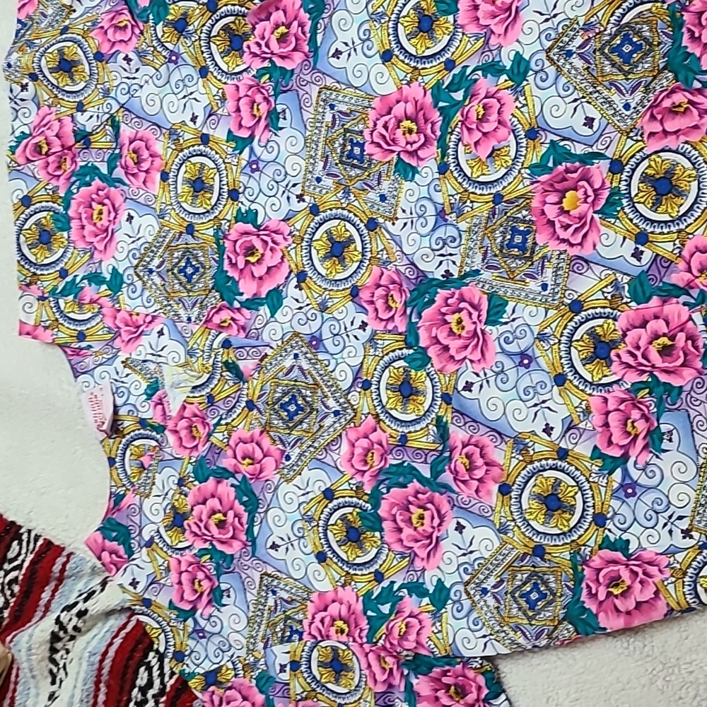 Pink Floral Designed Fashion scrub top scrubs